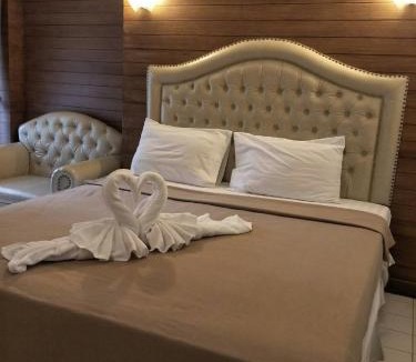 Bang Phlat Hotel | Infinite Hotel