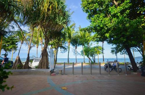 Ao Nang Hostel | iRest Ao Nang Seafront