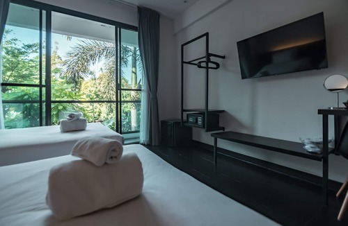 Wua Lai Hotel | iWualai Hotel