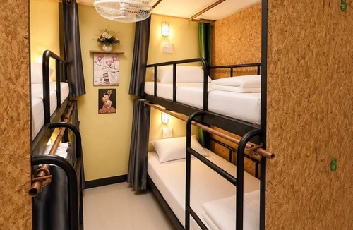 Old City Hostel | J cafe & hostel