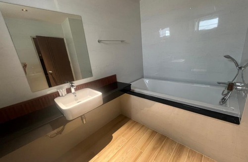 Si Racha Hotel | J&P Hotel Sriracha