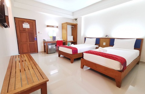 Mae Sot Hotel | J2 Hotel