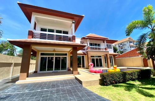 South Pattaya Villa | Jomtien Luxury 4 Beds KTV POOL VILLA 中天豪华KTV 4 卧泳池别墅