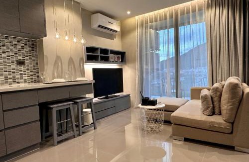 Kamala Apartment | Junior Suite D37 Kamala Beach