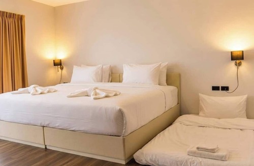 Ban Bueng Hotel | K Golf Hotel Chonburi