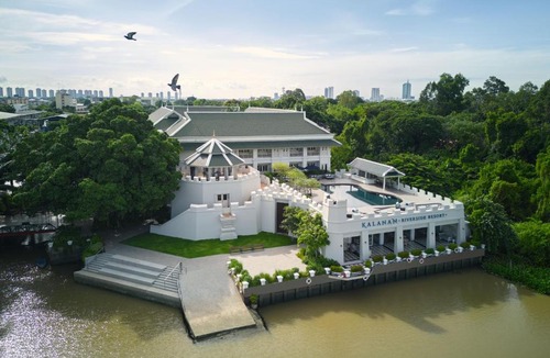 Bang Phut Hotel | Kalanan Riverside Resort