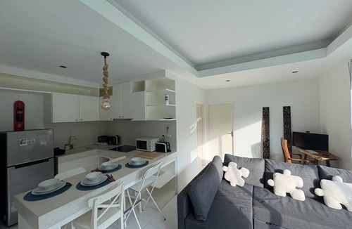 Kamala Apartment | Kamala Jungle Suite 80m² Balcony, 2 Pools, Gym & Sauna Fast Fiber WiFi