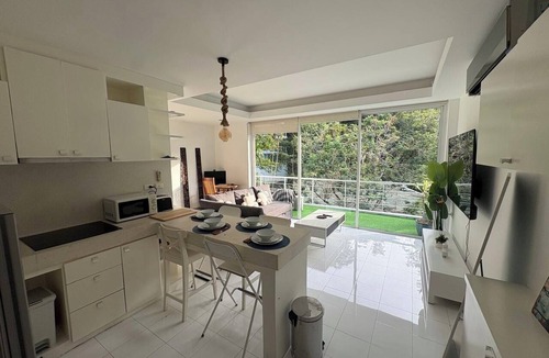 Kamala Apartment | Kamala Jungle Suite 80m² Balcony, 2 Pools, Gym & Sauna Fast Fiber WiFi