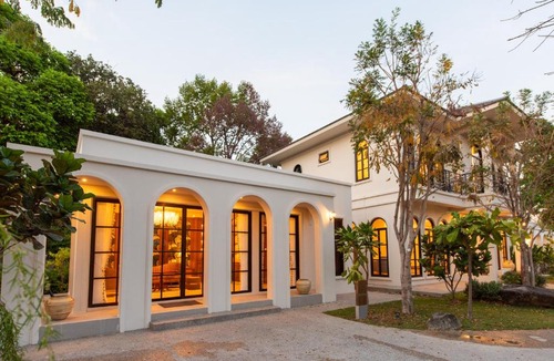 Sirindhorn Villa | Kaysorn Siri