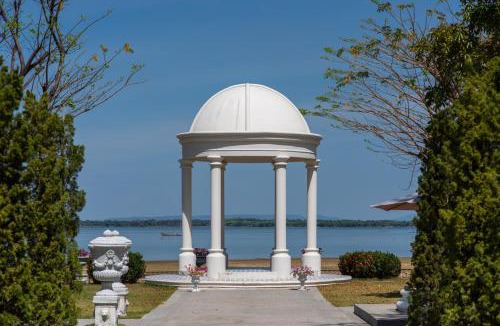 Sirindhorn Villa | Kaysorn Siri