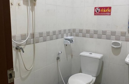 Khlong Sok Hotel | Khao Sok Chantharid Tour and Hostel เขาสก จันทฤทธิ์ ทัวร์ แอนท์ โฮสเทส