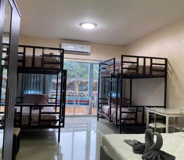 Khlong Sok Hotel | Khao Sok Chantharid Tour and Hostel เขาสก จันทฤทธิ์ ทัวร์ แอนท์ โฮสเทส