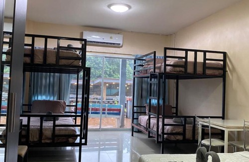 Khlong Sok Hotel | Khao Sok Chantharid Tour and Hostel เขาสก จันทฤทธิ์ ทัวร์ แอนท์ โฮสเทส