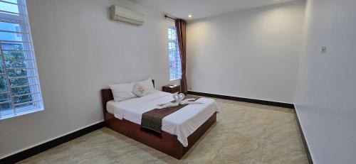 Kampot Hotel | Khmer House Kampot Boutique