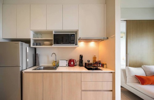 Na Chom Thian Apartment | King Bed Top-Floor Sea View | 1min to Private Beach | 2 Resort Pools