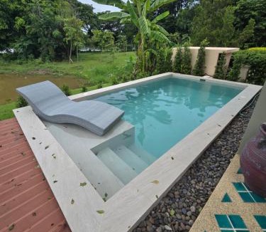 San Kamphaeng House | Kitiyara Lakeside Pool Villa