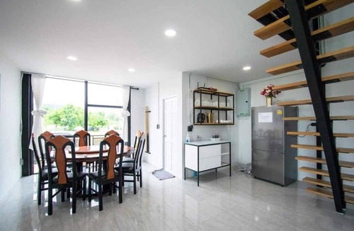 Nong Khae Villa | KN Pool Villa Saraburi
