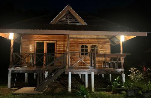 Nuea Khlong House | Koh Jum Hillside Resort