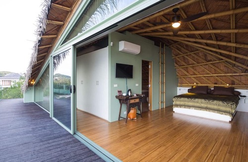 Moo 5 House | Koh Samui Dramatic Oceanfront Villa w/180° Seaview