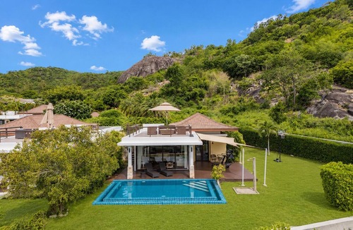Khao Tao Villa | KUMO 2BR Ocean View Pool - Rooftop