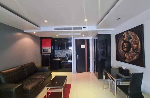 Patong Condo | L02 Bangla Suites, Modern Studio On Bangla Road