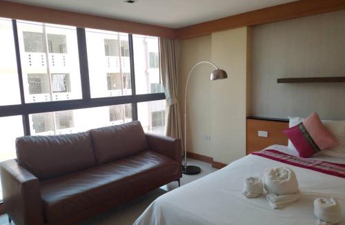 Chom Phon Apartment | L18 residence