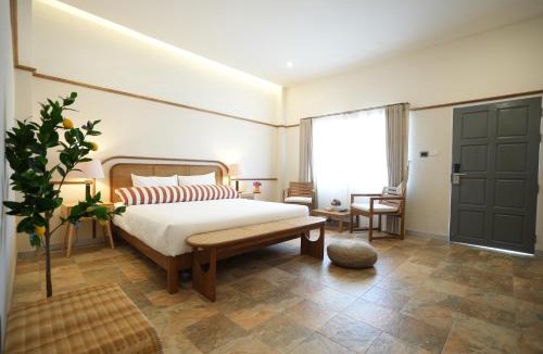Sattahip House | La Villa des Chien