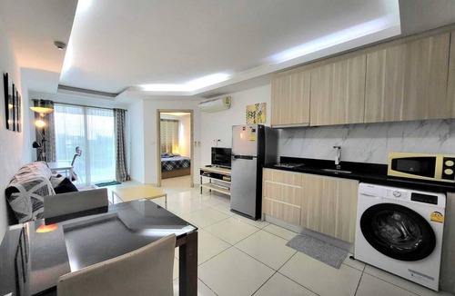 South Pattaya Apartment | Laguna 1 Pool-View 1BR-4th Floor