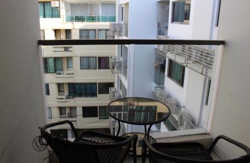 Jomtien Apartment | Laguna Bay 2 Condominium by Alula Pattaya