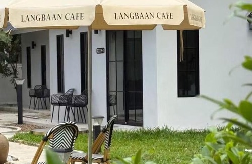 San Pa Thong House | Langbaan cafe and homestay