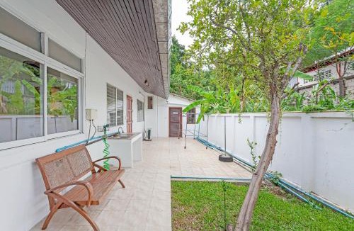 Chang Phueak Villa | Lanna Oasis Pool Villa near Nimman 5 min