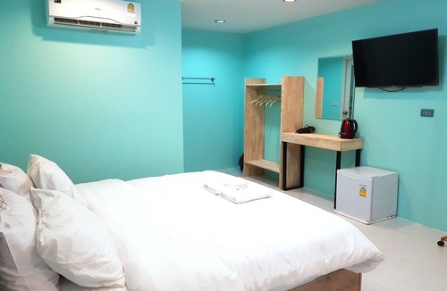 Nai Mueang House | Large room Calm, good weather. The house is private.
