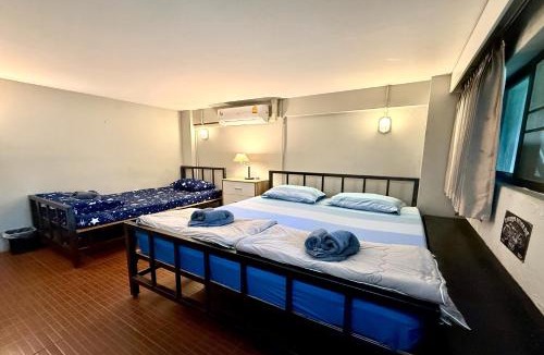 Sri Phum Hostel | Lazy Gibbon 1 Chiang Mai - Tha Phae Gate