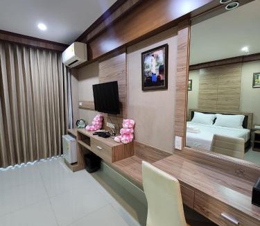 Hat Yai House | Little Bear Guest House and Restaurant