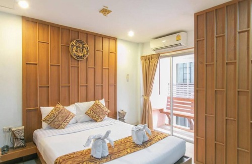 Patong Hotel | Lotus Hotel Patong