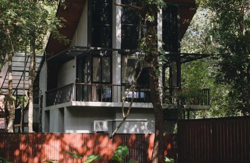 Ban Thalane Ski Chalet | Loy Valley