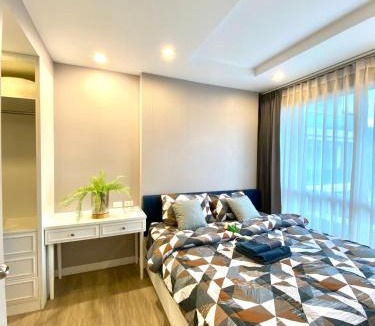 Saen Suk Apartment | Lucky Lucky Chill