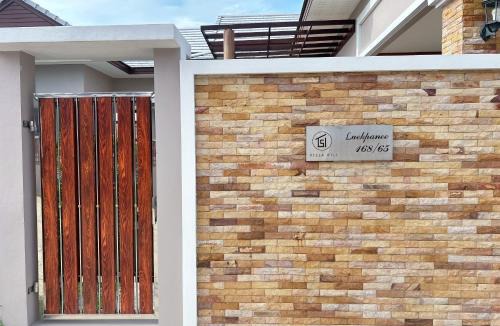 Pak Nam Pran Villa | Luekpanee pool villa pranburi paknampran