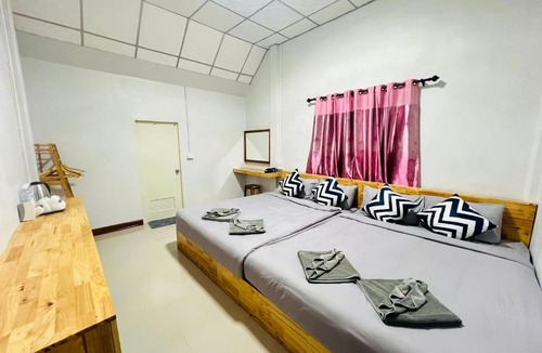 Mok Cham Pae House | Lungwang Guest House