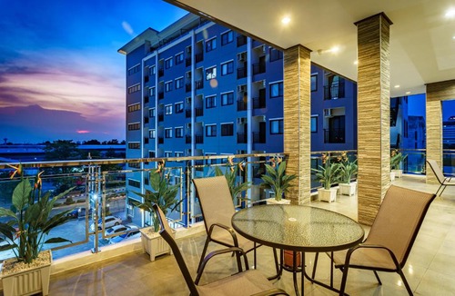 Bang Kra So Hotel | Lux Boutique Hotel