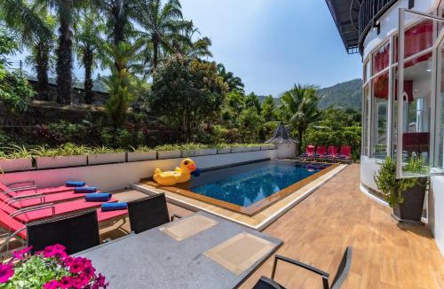 Chalong Villa | Luxurious 10-Bedroom Villa with Private Pool in Chalong, Phuket