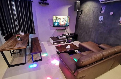 Hin Lek Fai House | Luxurious 4-Bedroom Holiday House with Private Pool in Hua Hin