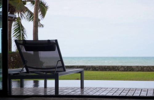 Chakphong Villa | Luxurious Beachfront Pool Villa Experience, Rayong