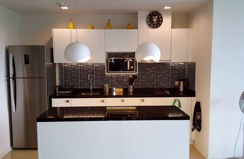 Nong Kae Apartment | Luxury 2 bed apartment - Golf Course, Pool, and partial sea views.