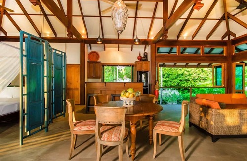 Nuea Khlong Villa | Luxury 2 Bedroom Pool Villa Baan Ton Sai !