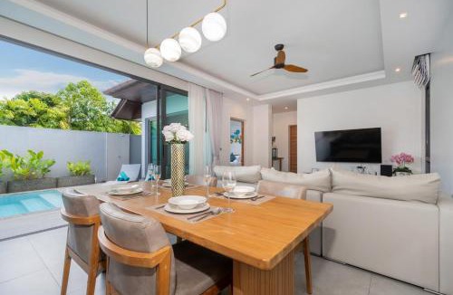 Choeng Thale Villa | Luxury 3BR Pool Villa Relaxation in BangTao Laguna