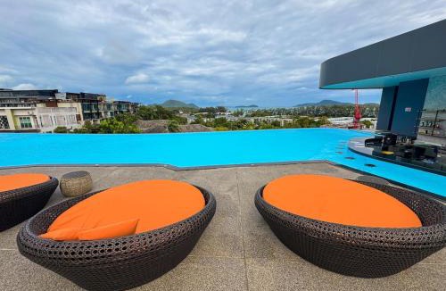Rawai Apartment | Luxury 5-star Duplex in La Vita Sea View