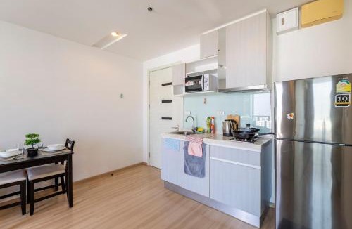 Suan Luang Apartment | Luxury SkyFloor OnNut BTS 40sqmt Gym Pool Netflix