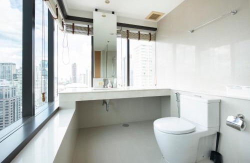 Ratchaprasong Apartment | M Estate Luxury 3BR Residence Heart of Bangkok