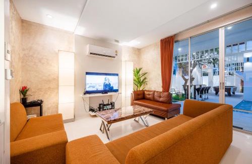 Na Chom Thian Villa | Magenta Grand House Pool Villa Pattaya
